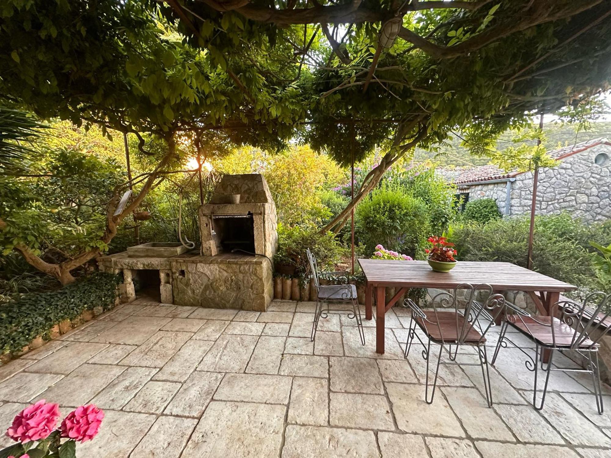 Apartments Cvita Veli Losinj Luaran gambar
