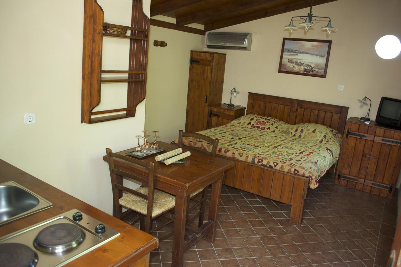 Apartments Cvita Veli Losinj Luaran gambar